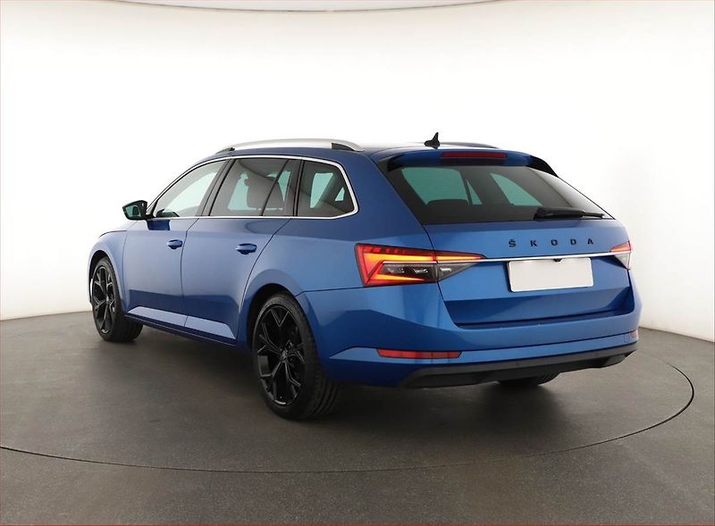 Škoda Superb (2020) 2.0 TDI, Automat, Navi - fotka 4 z 20