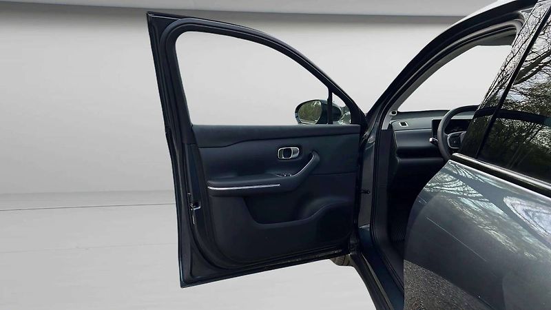 Leapmotor C10 (2025) Design 81,9 kWh AWD/172078 - fotka 36 z 40