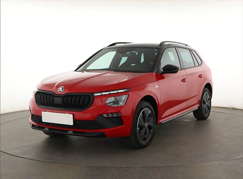 Škoda Kamiq (2026) 1.0 TSI, MONTE CARLO, KAMERA - fotka 2 z 17