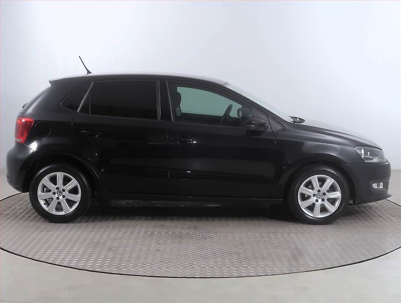 Volkswagen Polo (2011) Comfortline 1.2 TSI, Automat - fotka 6 z 14