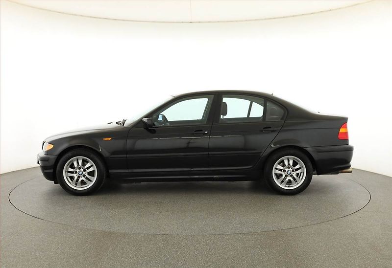 BMW Řada 3 (2002) 316 i, nová STK, jezdí výborně - fotka 3 z 15