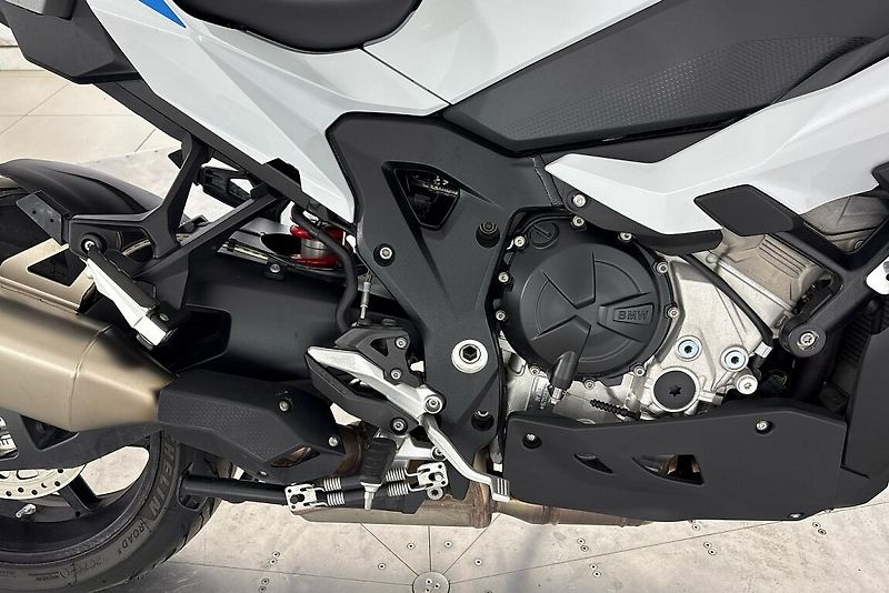 BMW S 1000 XR - fotka 5 z 13