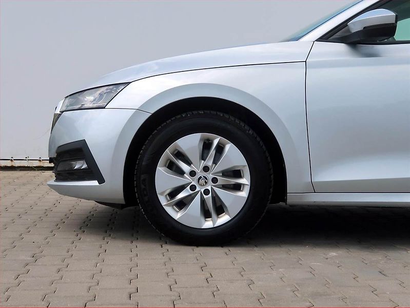 Škoda Octavia (2021) Ambition Plus 2.0 TDI - fotka 13 z 14