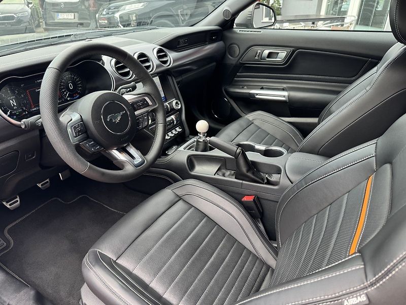 Ford Mustang (2022) 5.0i V8 MACH1 LED Navi Kamera - fotka 23 z 50