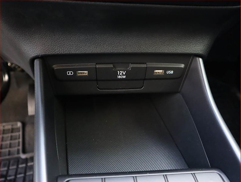 Hyundai i20 (2022) 1.2 MPI, Serv.kniha, Tempomat - fotka 17 z 19