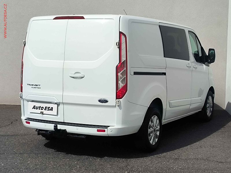 Ford Transit Custom (2021) 2.0TDCi 6míst, Limited - fotka 4 z 21