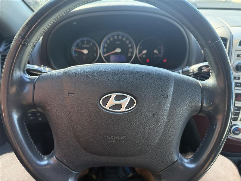 Hyundai Santa Fe 2,2 CRDi - fotka 10 z 25