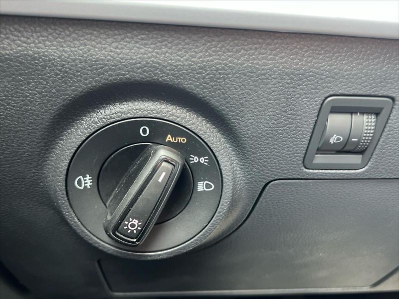 Seat Arona 1,0 TSi 70kW STYLE - fotka 23 z 25