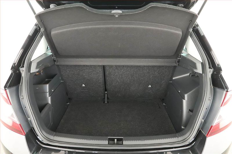 Škoda Fabia (2020) Ambition 1.0 TSI, Serv.kniha - fotka 11 z 12