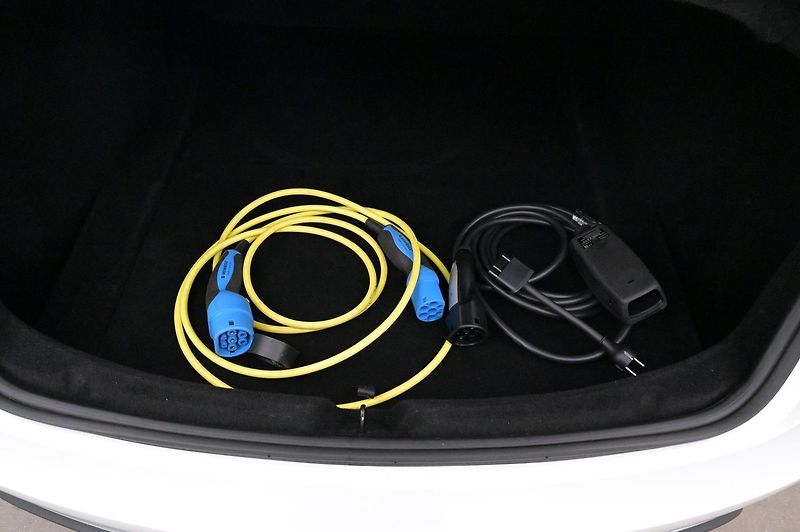 Tesla Model 3 Long Range AWD SoH 93% - fotka 25 z 26