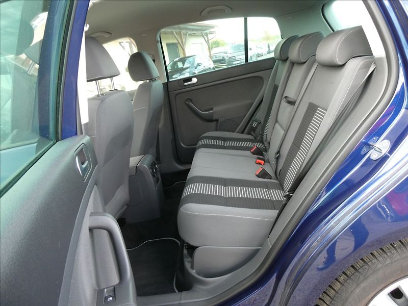 Volkswagen Golf Plus 1,4 TSi 90kW serviska - fotka 16 z 37