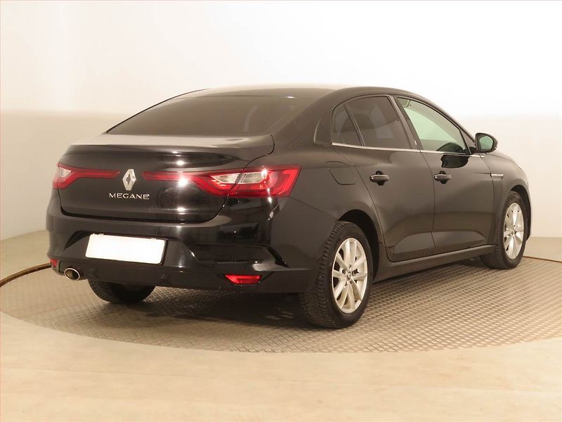 Renault Mégane (2017) 1.6 SCe, Navi, Tempomat - fotka 5 z 16