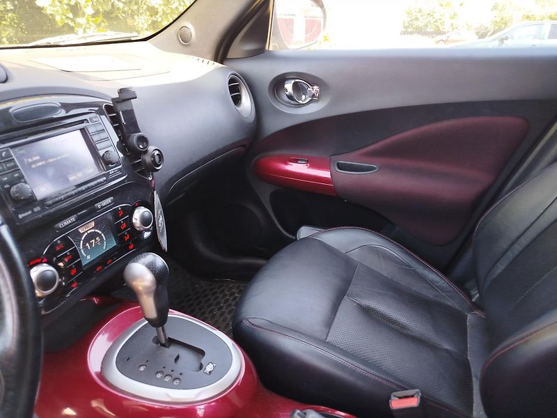 Nissan Juke (2011) Nissan Juke automat  - fotka 2 z 7