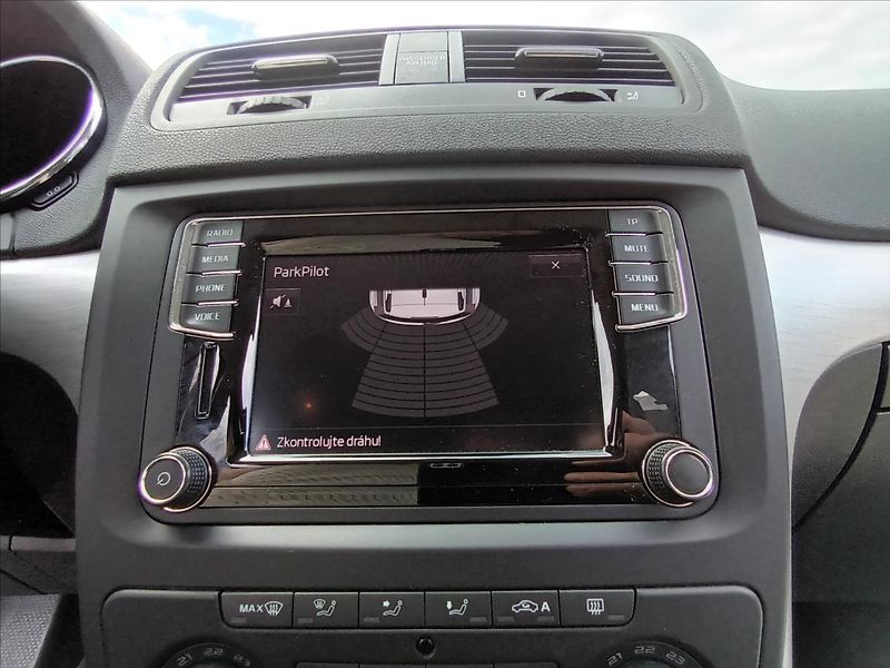 Škoda Yeti 2,0 TDI,81KW,4X4,DIGIKLIMA, - fotka 31 z 33