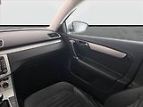 Volkswagen Passat (2011) 2.0 TDI, Navi, Tempomat - náhled 8
