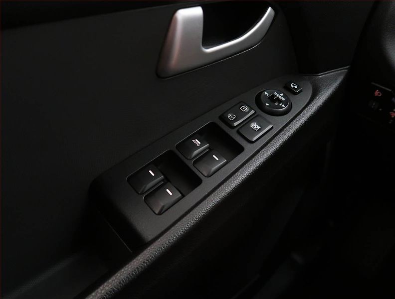 Kia Sportage (2015) 1.6 GDI, LPG, Tempomat - fotka 18 z 23