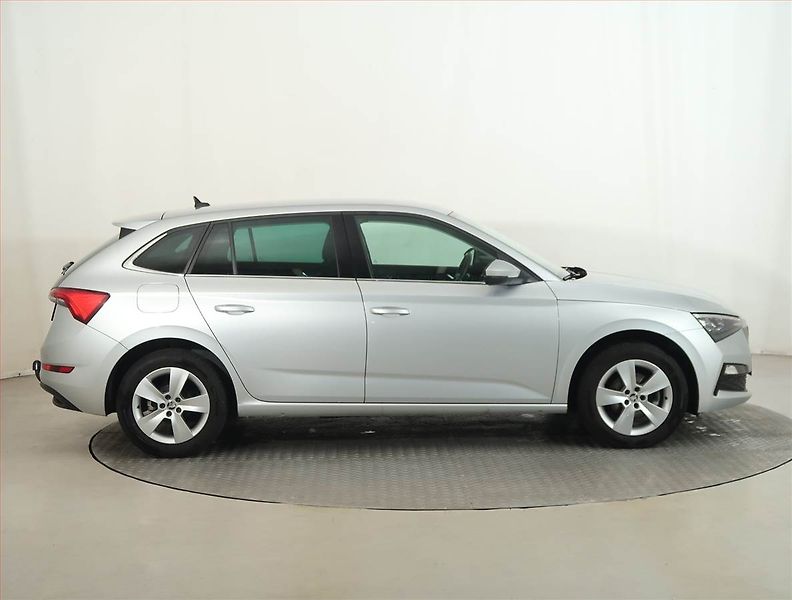 Škoda Scala (2022) 1.0 TSI, Serv.kniha, Tempomat - fotka 6 z 13
