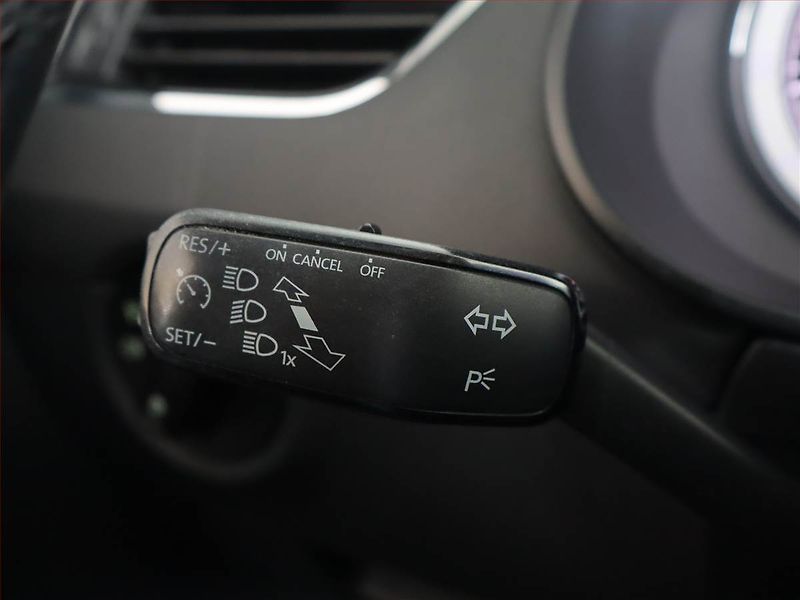 Škoda Octavia (2017) 1.4 TSI, Tempomat - fotka 16 z 22