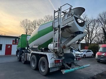 Mercedes-Benz (2018) Arocs 3240 8x4 MIX 9m3 - fotka 8 z 27