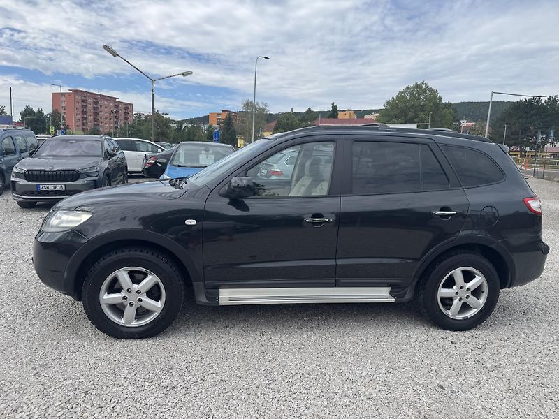 Hyundai Santa Fe (2006) 2.2CRDi,7SEDAČEK - fotka 9 z 39