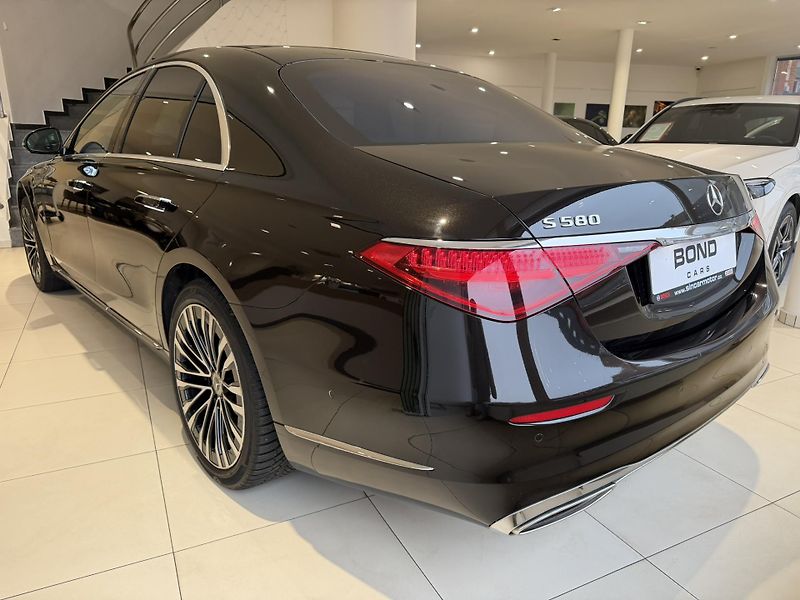 Mercedes-Benz Třídy S (2022) S 580 4M L/PANO/BURM/SOFT/DIGI - fotka 4 z 22