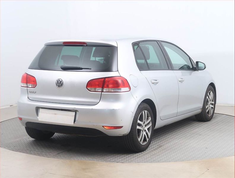 Volkswagen Golf (2012) 1.2 TSI, Tempomat - fotka 5 z 14