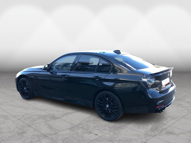 BMW Řada 3 d xDrive M paket - fotka 7 z 28