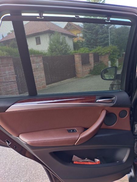 BMW X5 (2010) M-packet - fotka 21 z 28