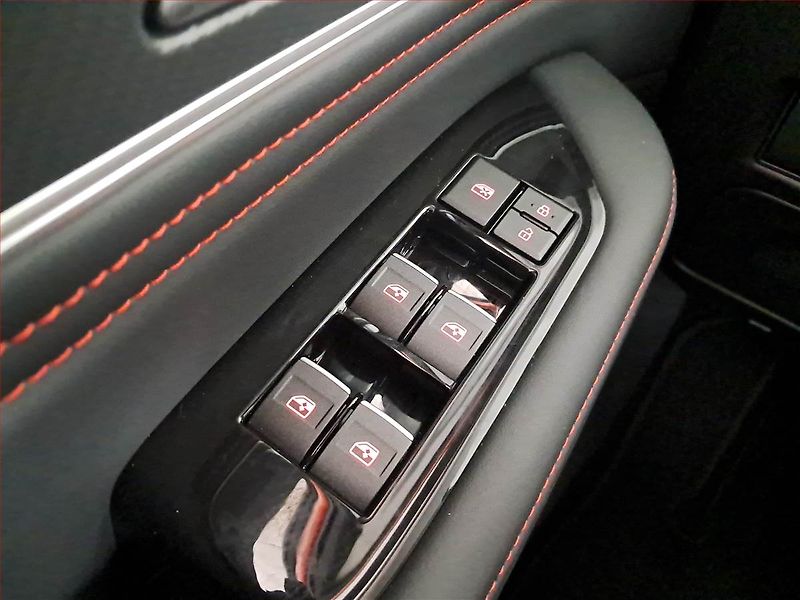 Dongfeng T5 EVO (2025) Deluxe 1.5 Turbo - fotka 19 z 25