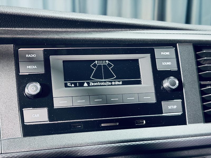 Volkswagen Transporter (2023) - fotka 26 z 34