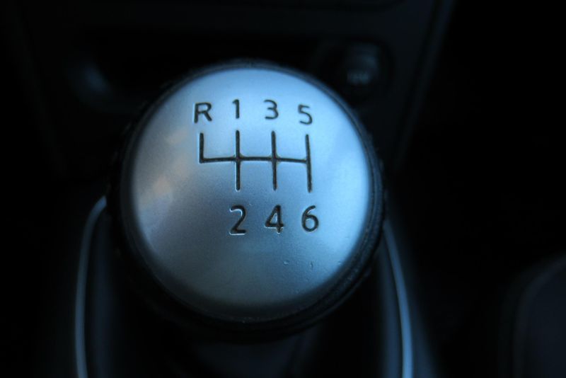Nissan Qashqai 1.5 DCi PANORAMA NAVI TAŽNÉ - fotka 16 z 33