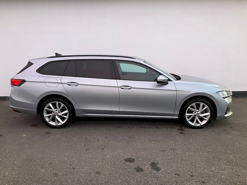 Škoda Superb (2024) COMBI SELEC TD 110/2.0 A7F - fotka 8 z 33