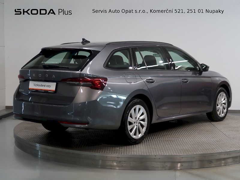 Škoda Octavia (2024) SELECTION 2.0TDI 110KW DSG - fotka 2 z 41