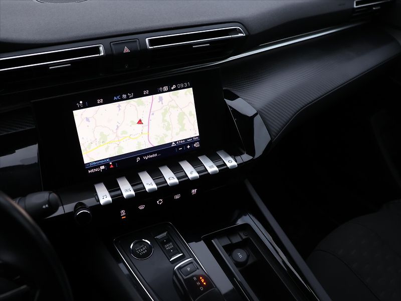 Peugeot 508 1,6 PureTech 133KW GTLINE - fotka 24 z 39