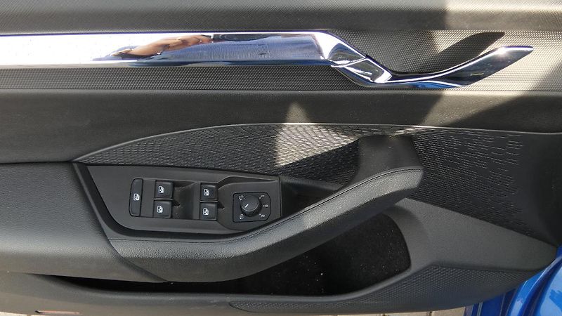 Škoda Octavia Combi 1,5 TSI Style - fotka 9 z 24