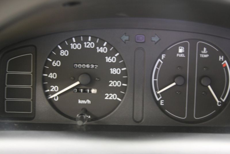 Toyota Corolla (1999) 1.3 4E-FE - fotka 5 z 8