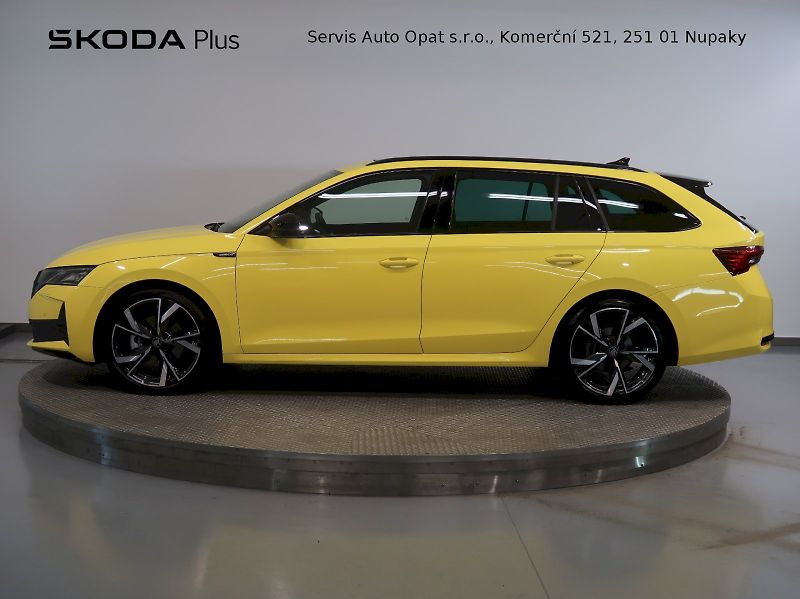 Škoda Octavia (2025) SPORTLINE 2.0TSI 150KW 4x4 DSG - fotka 3 z 44