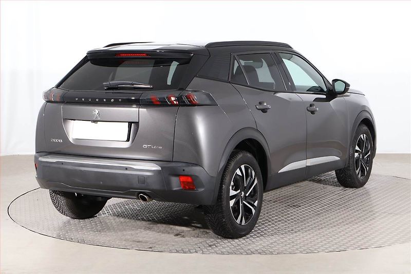 Peugeot 2008 (2021) GT Line 1.5 BlueHDi, Automat - fotka 5 z 26