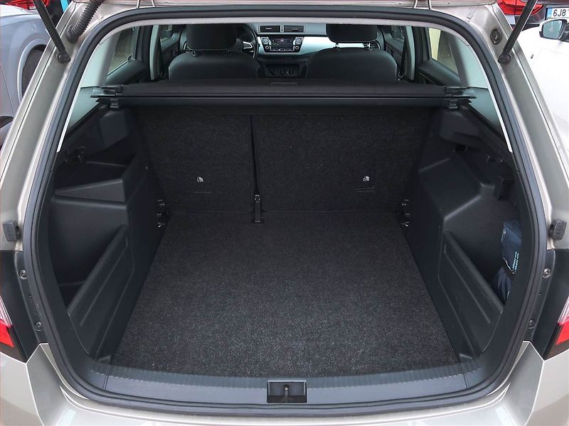 Škoda Fabia (2018) 1.0 TSI, ČR,1.maj, Tempomat - fotka 13 z 15