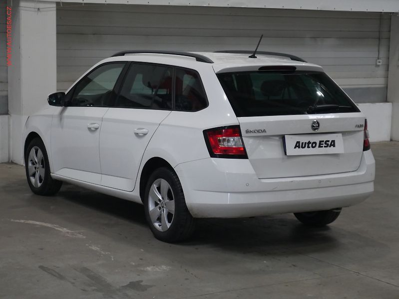 Škoda Fabia (2015) 1.4 TDi, ČR, Style - fotka 6 z 17