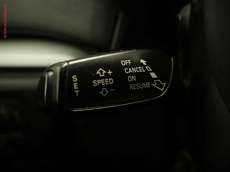 Audi A3 (2014) 2.0TDi, LED, navi, park.asist - fotka 15 z 23