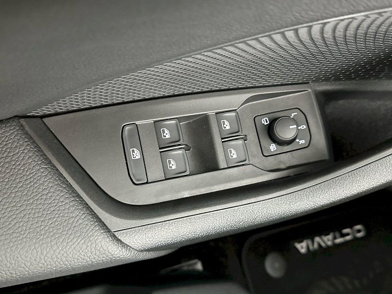 Škoda Octavia (2025) Combi DSG 2.0TDI 110kW Selecti - fotka 23 z 27