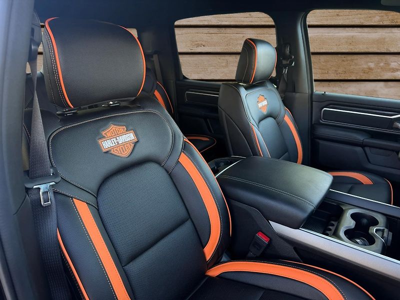 Dodge RAM (2026) +HEMI+DPH+OFFROAD PAKET+ - fotka 13 z 25