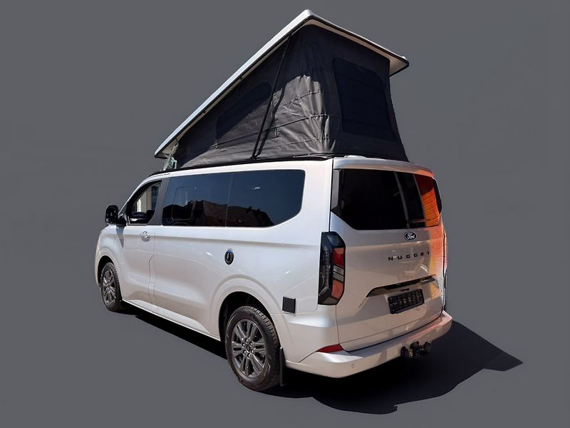 Ford Transit Custom Nugget 320 L1 Titanium Automat - fotka 4 z 15