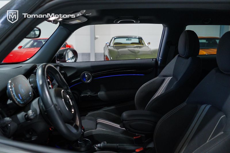 Mini Cooper S (2022) 2.0L T Aut. - fotka 10 z 19