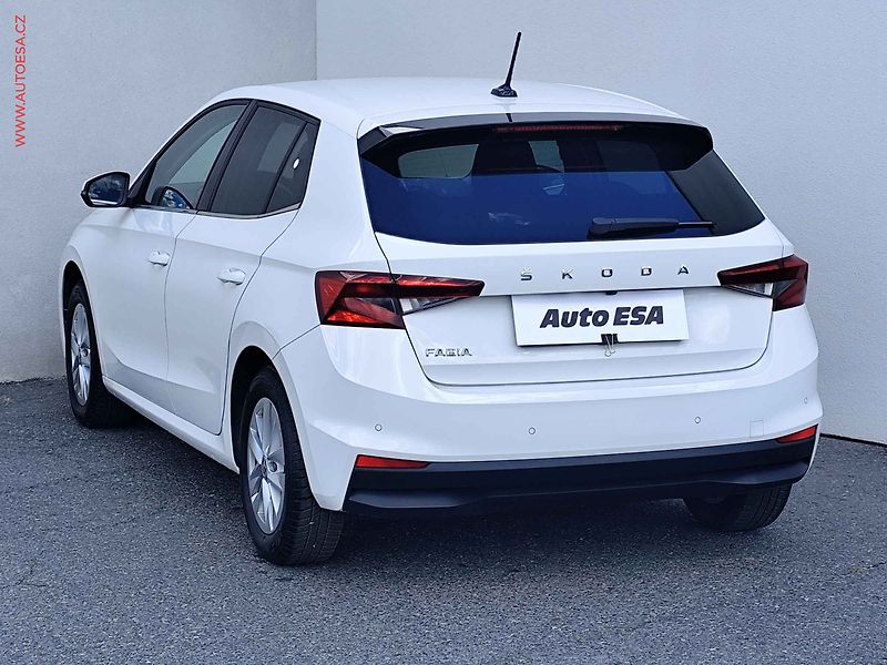 Škoda Fabia (2022) 1.0 TSi, 1.maj,ČR, Style - fotka 6 z 24