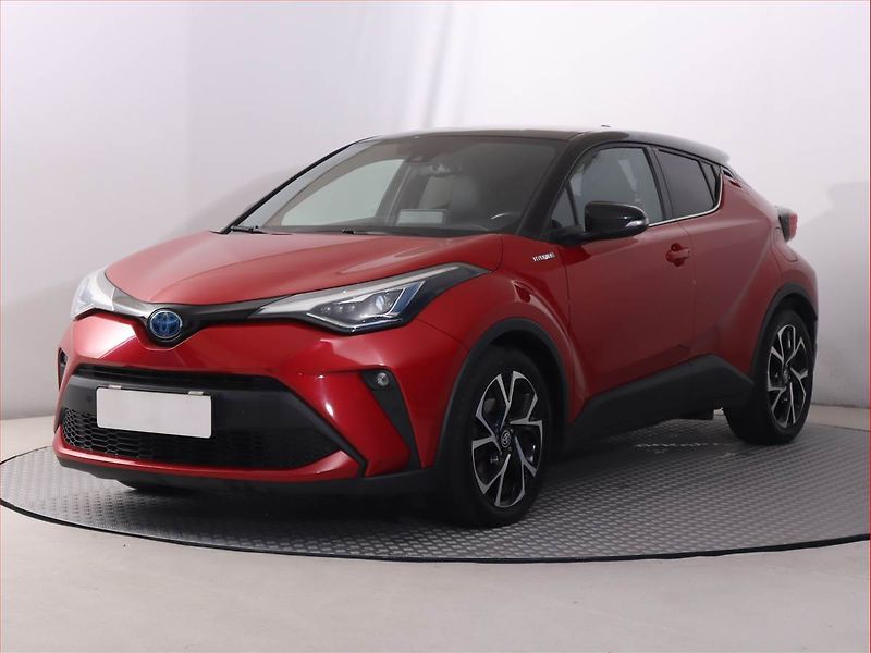 Toyota C-HR (2020) Selection 2.0 Hybrid - fotka 2 z 22