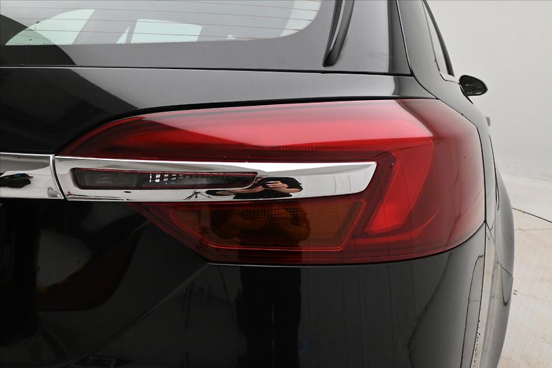 Opel Insignia 2,0 CDTI 103kW Bi-Xen tažné - fotka 29 z 30