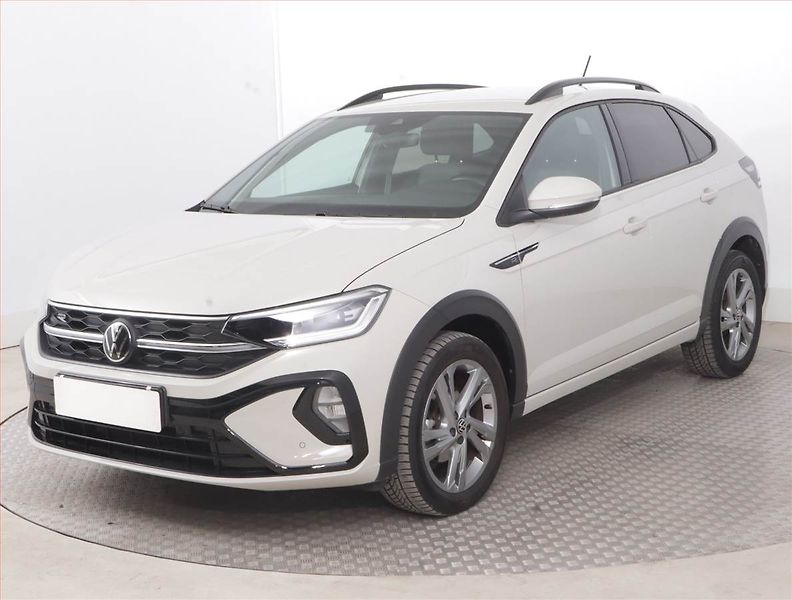 Volkswagen Taigo (2022) R-Line 1.0 TSI - fotka 2 z 16