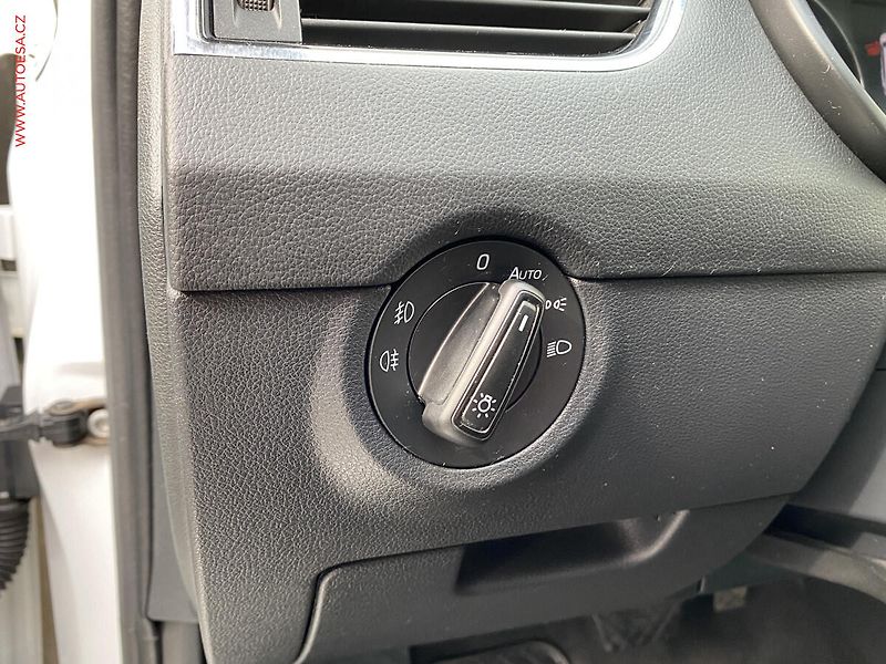 Škoda Octavia (2020) 2.0 TDi 4x4, ČR, Scout, DSG - fotka 15 z 18